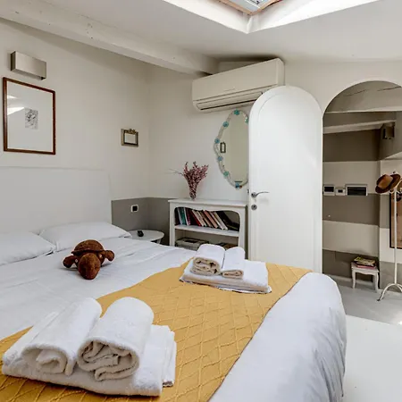 La Cicogna - Sweet Dreams In Apartment Florence